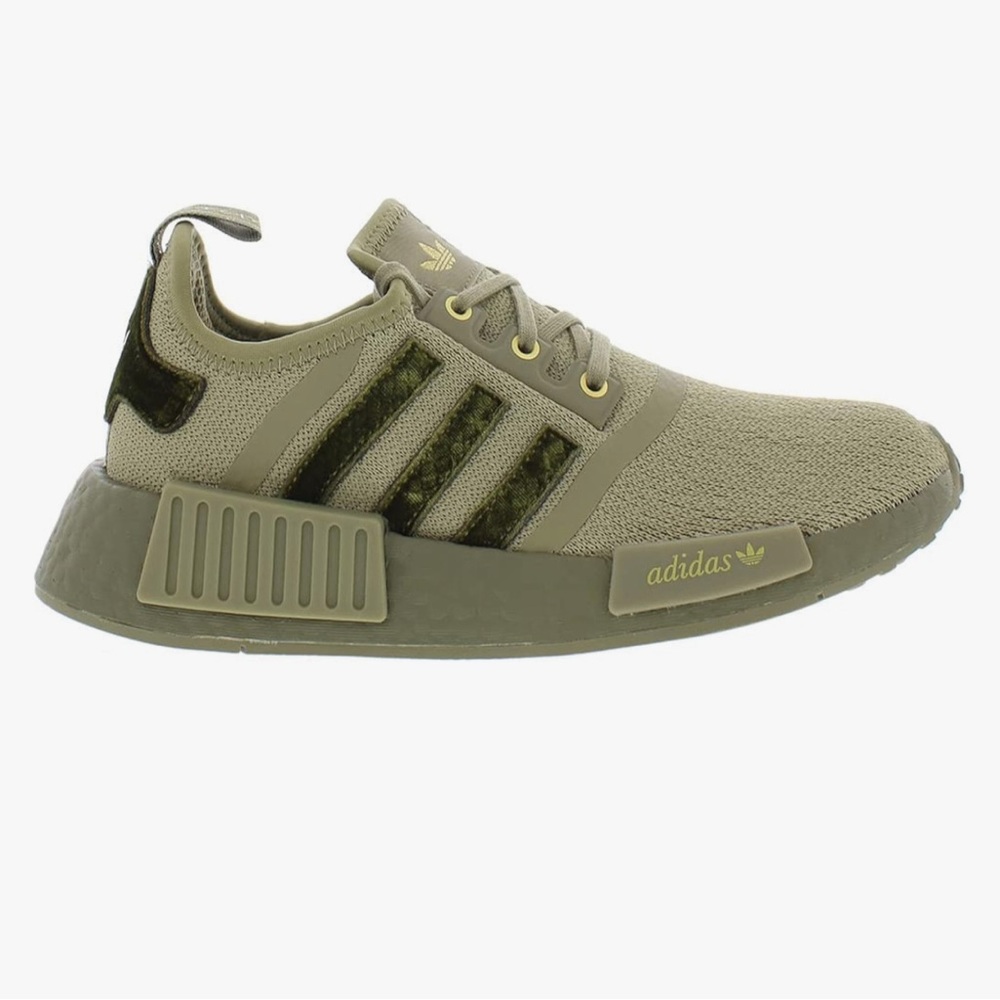 Adidas NMD R1 in green
